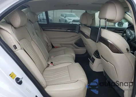 2018 Genesis G90 Ultimate z USA, uszkodzony, nr VIN KMHG54JH7JU045213